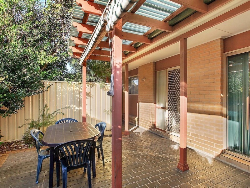 2/10 Victoria Road, Woy Woy NSW 2256