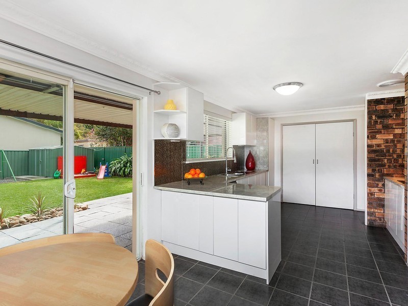 1 Lens Avenue, Umina Beach NSW 2257