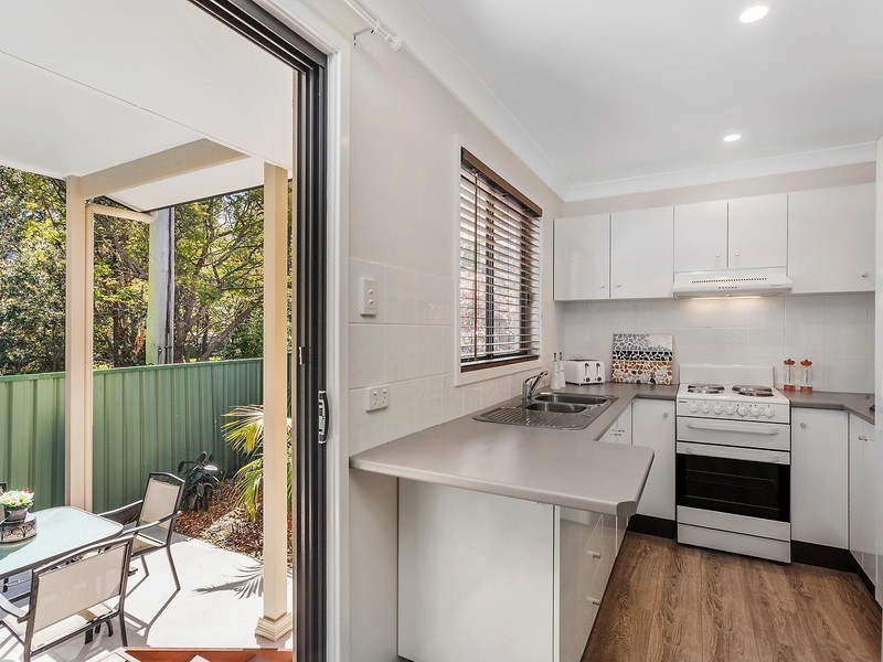 1 Lens Avenue, Umina Beach NSW 2257