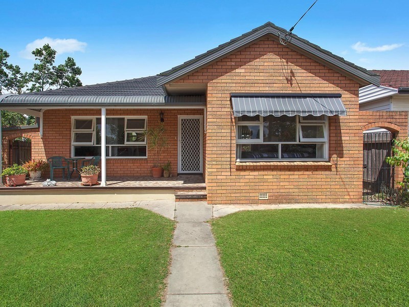 2 Birdwood Avenue, Umina Beach NSW 2257
