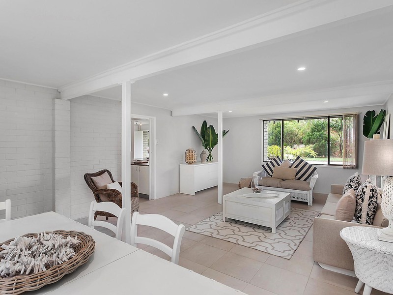 5 Bayline Drive, Point Clare NSW 2250