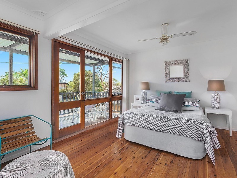 5 Bayline Drive, Point Clare NSW 2250