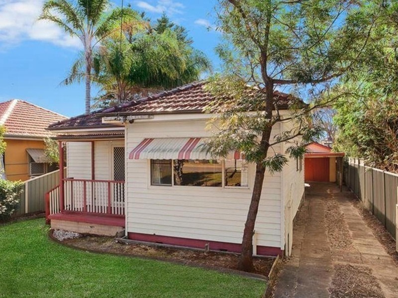 13 Hector Street, Umina Beach NSW 2257