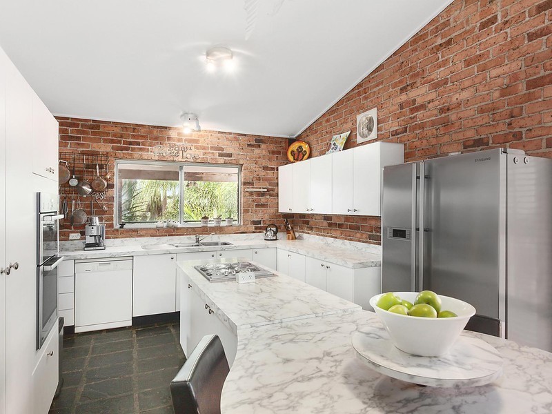 39 Hillcrest Road, Empire Bay NSW 2257