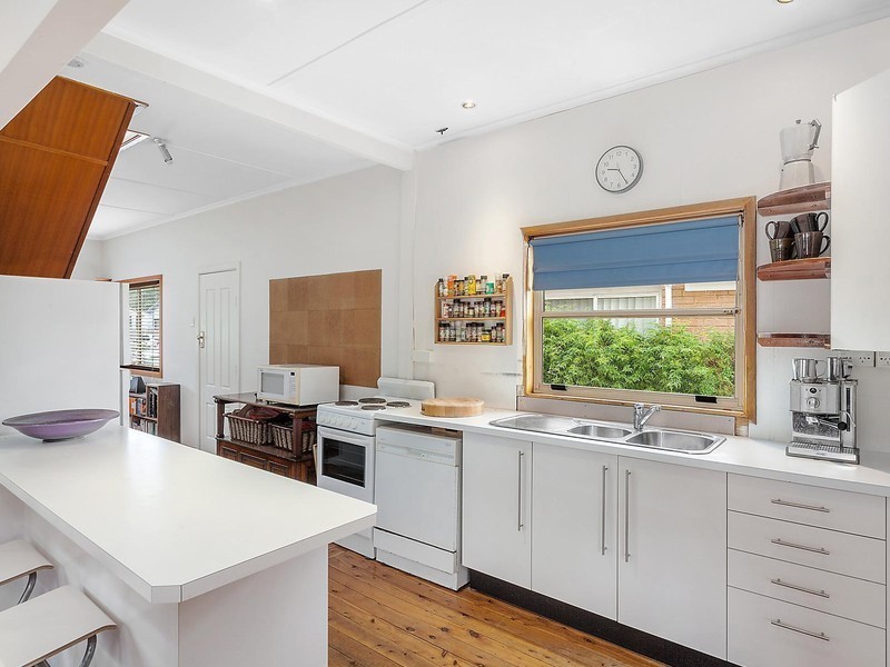 80 Barrenjoey Road, Ettalong Beach NSW 2257