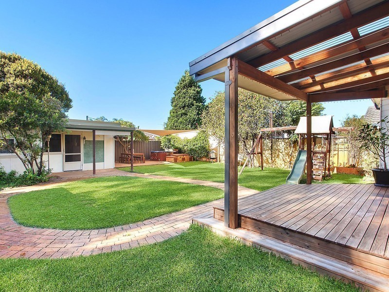 28 Breeze Street, Umina Beach NSW 2257