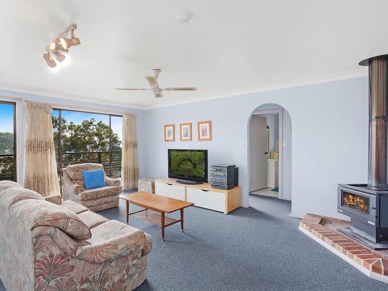 14 Mountain Ash Way, Umina Beach NSW 2257