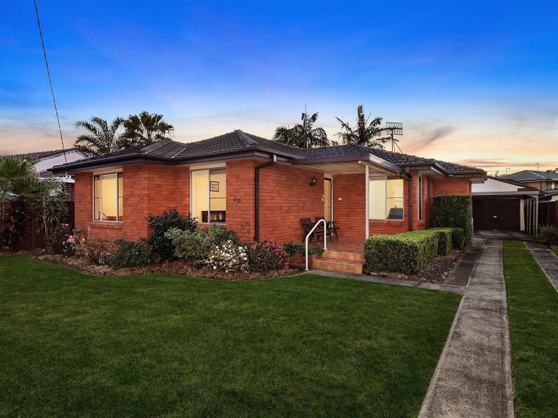 52 Daffodil Drive, Woy Woy NSW 2256
