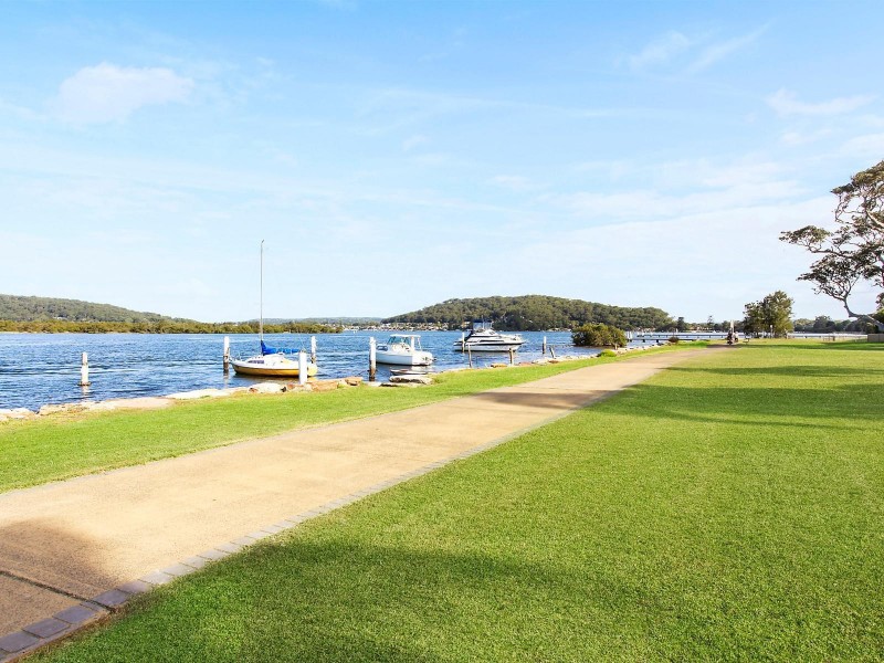 102 North Burge Road, Woy Woy NSW 2256