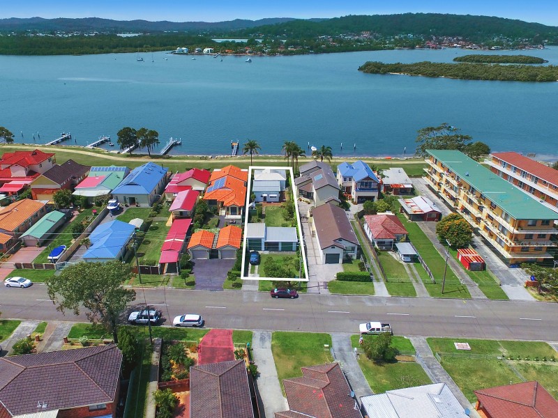 102 North Burge Road, Woy Woy NSW 2256