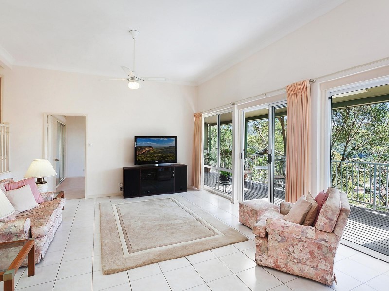 1 Onthonna Terrace, Umina Beach NSW 2257