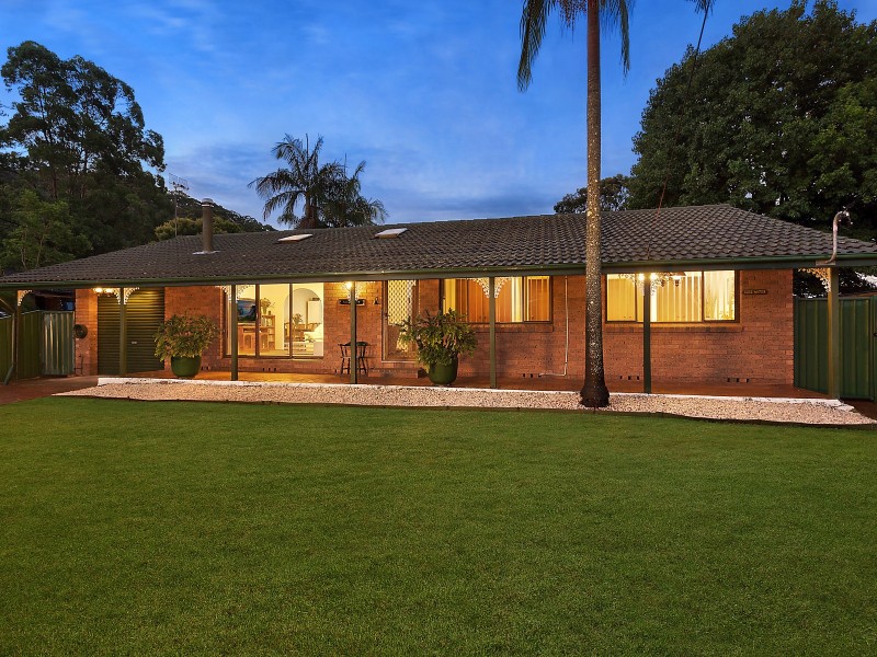 6 Karingal Close, Woy Woy NSW 2256