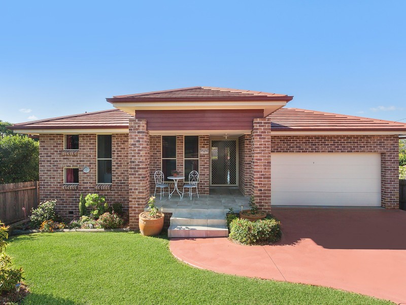 149 Albany Street, Point Frederick NSW 2250