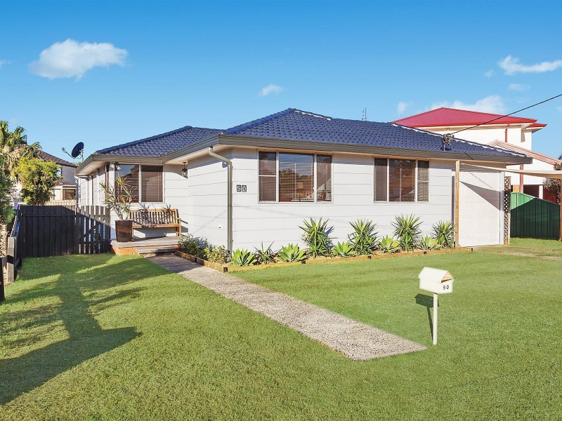 50 Robin Crescent, Woy Woy NSW 2256