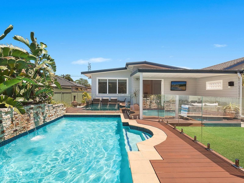 42 Wentworth Avenue, Woy Woy NSW 2256