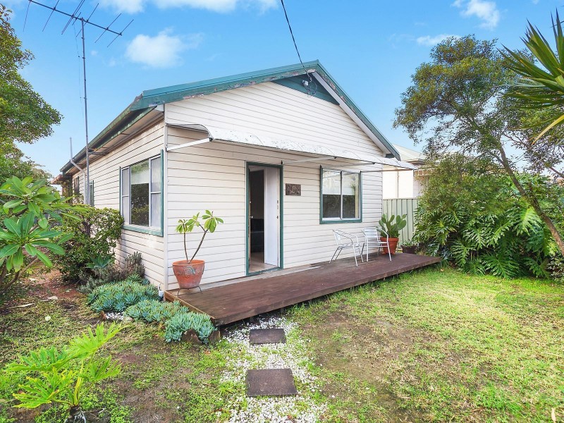 54 Barrenjoey Road, Ettalong Beach NSW 2257