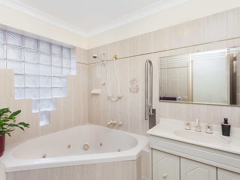 9 Forest Road, Umina Beach NSW 2257