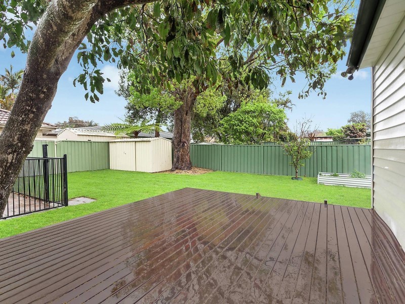 100 Gallipoli Avenue, Umina Beach NSW 2257