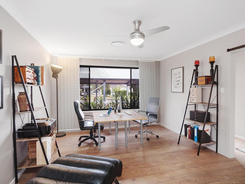 4 Primrose Place, Woy Woy NSW 2256