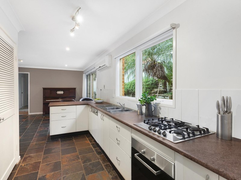 4 The Rampart, Umina Beach NSW 2257