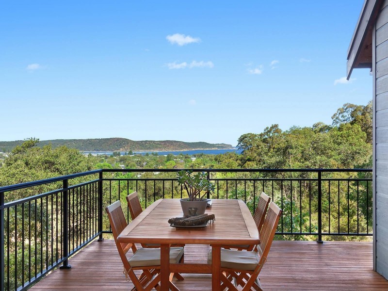 19 Greenhaven Drive, Umina Beach NSW 2257
