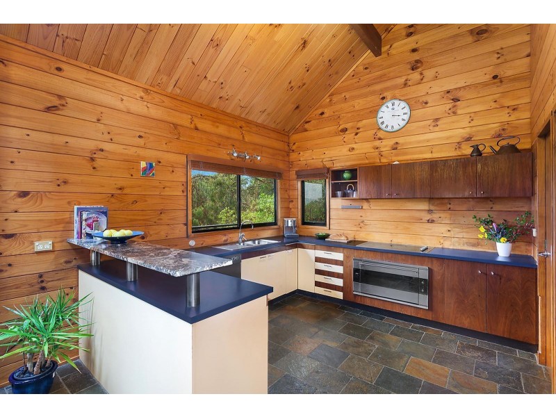 19 Greenhaven Drive, Umina Beach NSW 2257