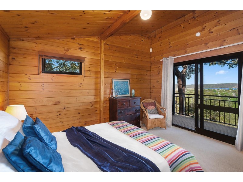 19 Greenhaven Drive, Umina Beach NSW 2257