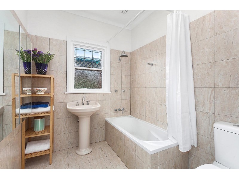 419 Ocean Beach Road, Umina Beach NSW 2257