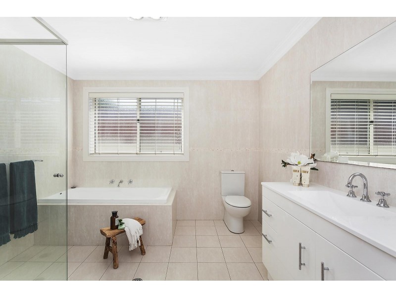 25 Billabong Street, Woy Woy NSW 2256