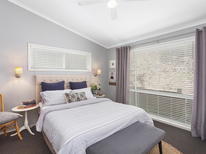 1 Edgecliff Road, Umina Beach NSW 2257