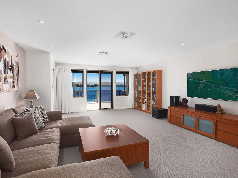 10 Mercator Parade, St Huberts Island NSW 2257