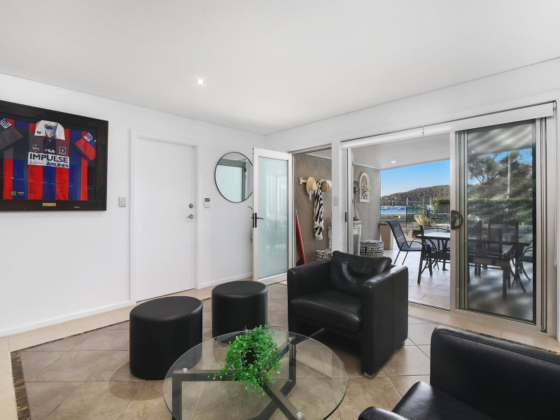 102 Araluen Drive, Hardys Bay NSW 2257