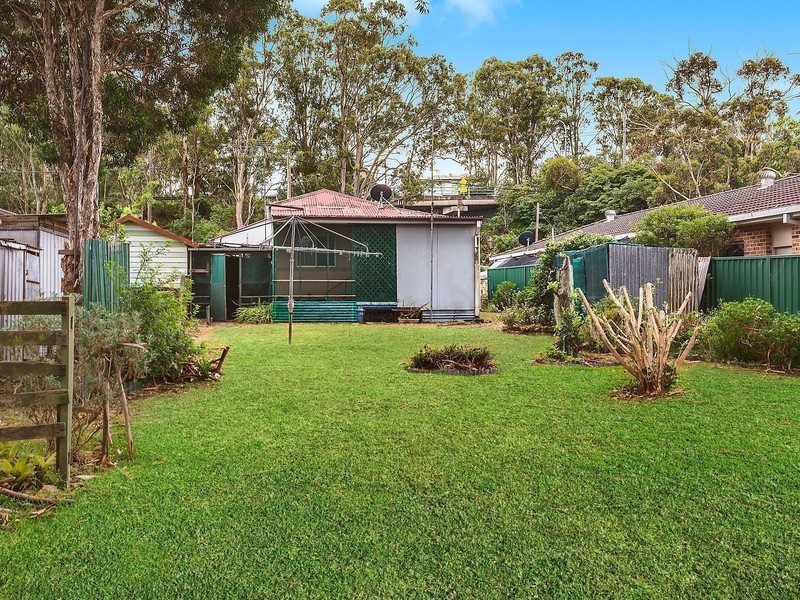 8 Hood Street, Ettalong Beach NSW 2257
