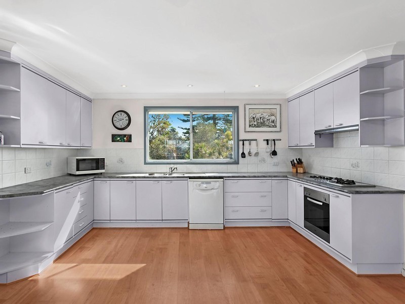 13 Cuttlefish Parade, St Huberts Island NSW 2257