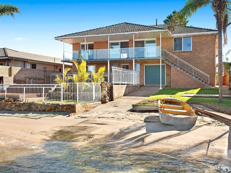 13 Cuttlefish Parade, St Huberts Island NSW 2257