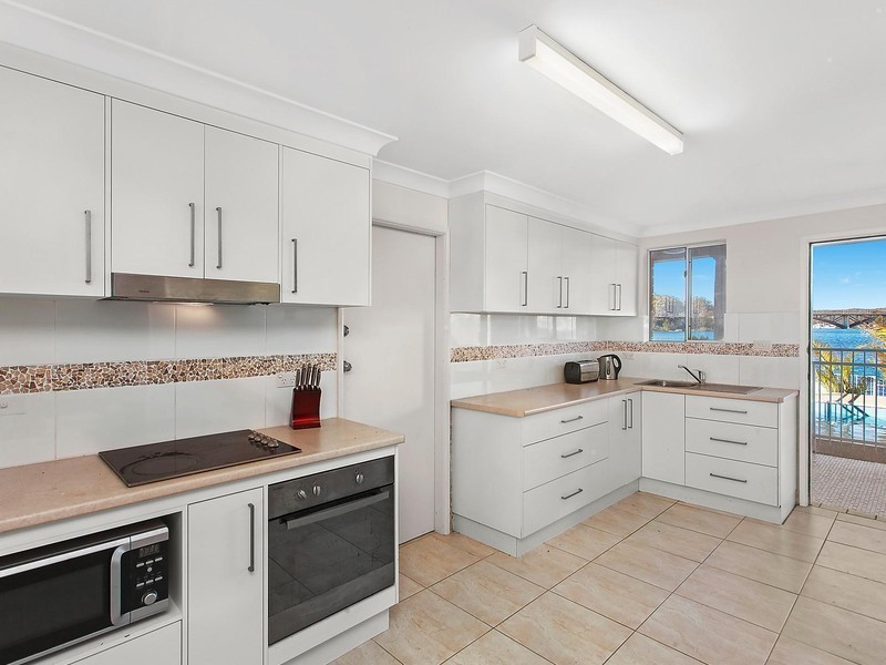 13 Cuttlefish Parade, St Huberts Island NSW 2257