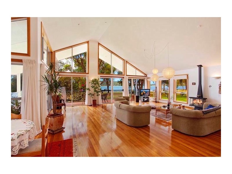 232 Burge Road, Woy Woy NSW 2256