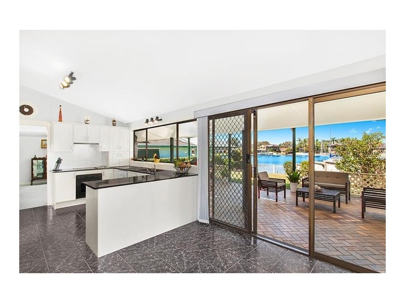 4 Mooring Place, St Huberts Island NSW 2257