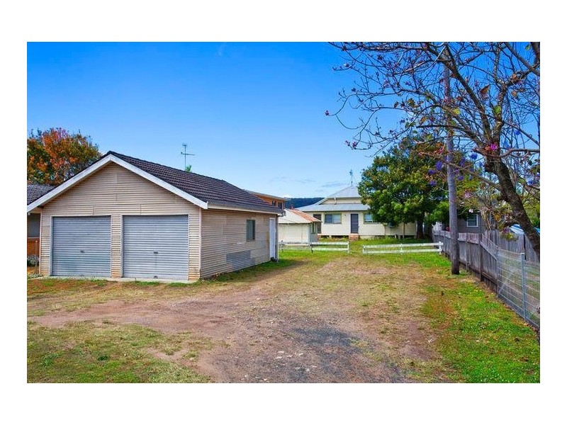 352 Booker Bay Road, Booker Bay NSW 2257