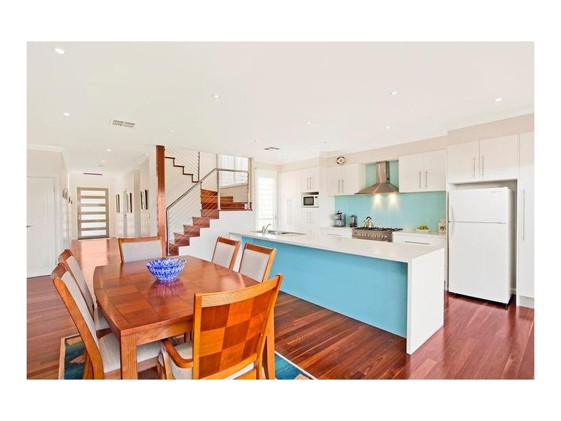 52 Cambridge Street, Umina Beach NSW 2257