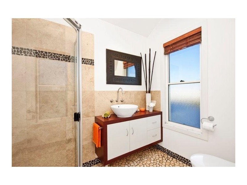 38 Mia Court, Ocean Shores NSW 2483