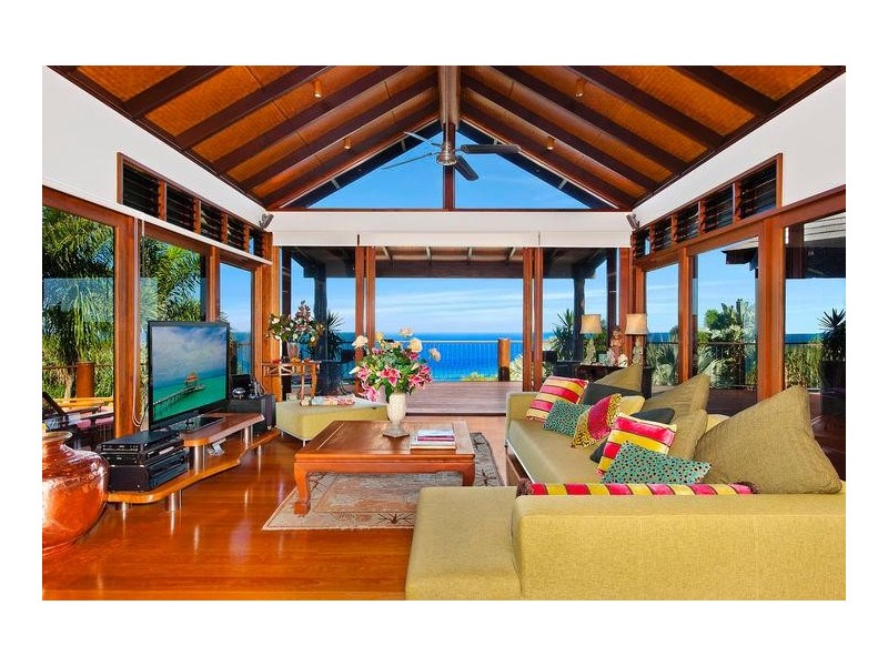 ‘Kooeloah’ Seven Mile Beach Road, Broken Head NSW 2481