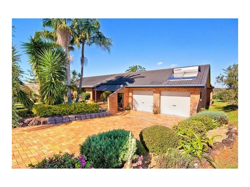 18 Summerhill Crescent, Cumbalum NSW 2478