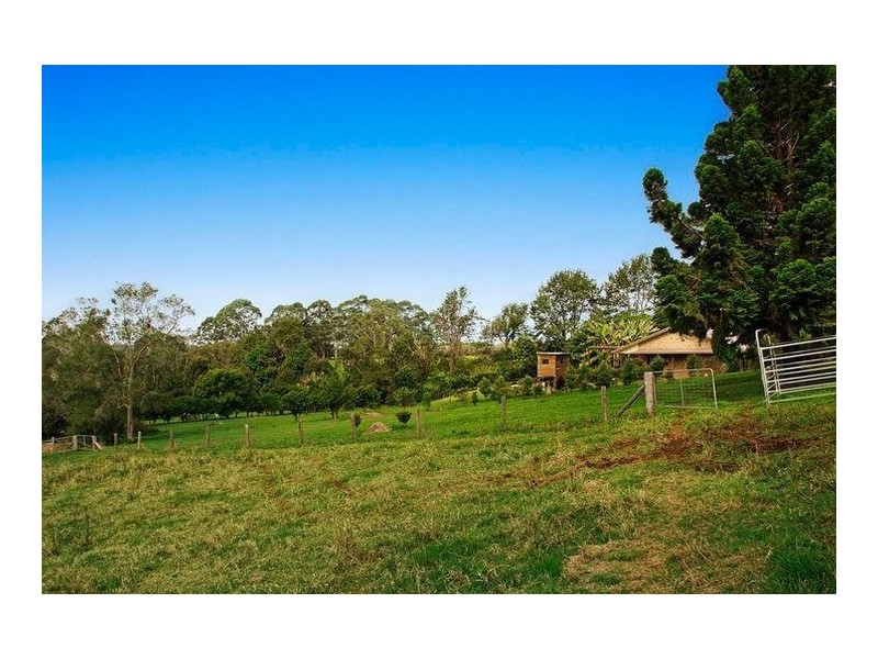 1 Pearson Road, Mcleans Ridges NSW 2480