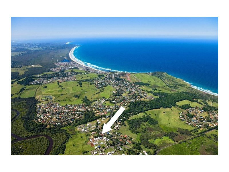 230 North Creek Road, Lennox Head NSW 2478