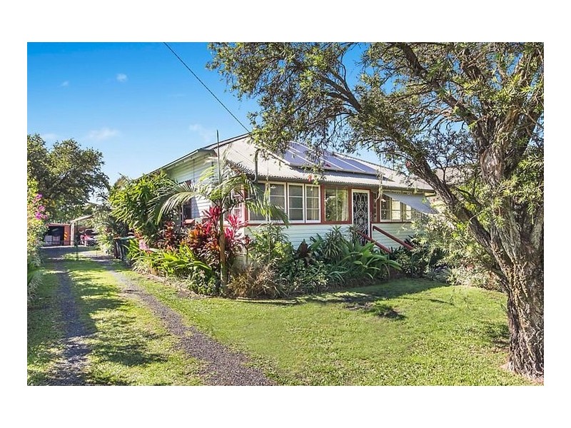 122 Pacific Highway, Broadwater NSW 2472