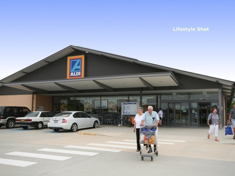 111 North Creek Road, Ballina NSW 2478