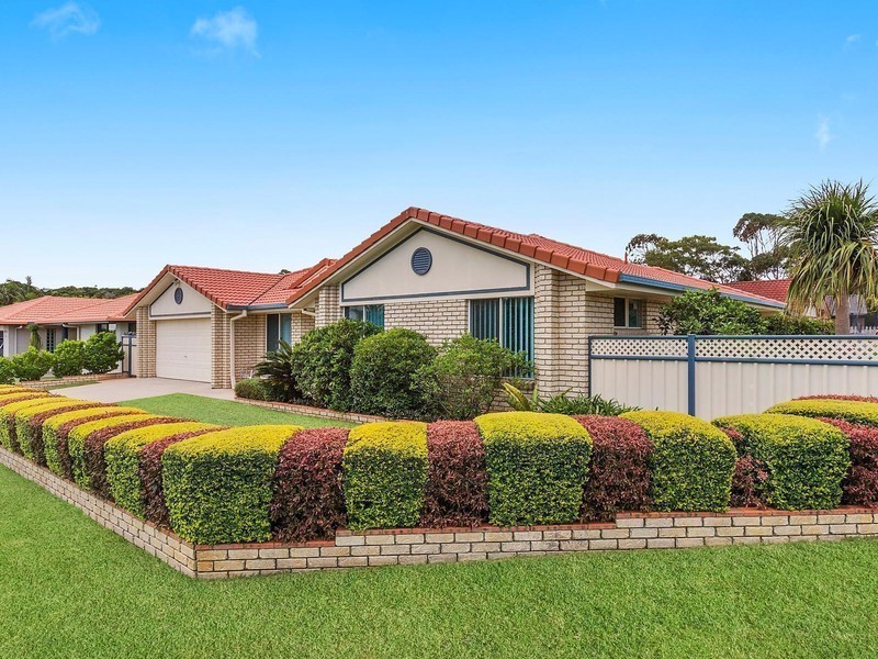 2 Kell Mather Drive, Lennox Head NSW 2478