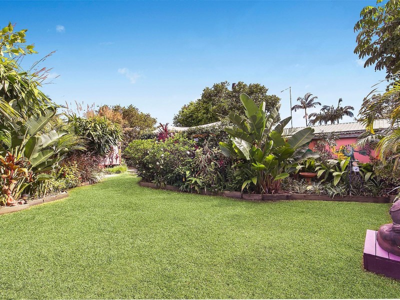 122 Pacific Highway, Broadwater NSW 2472