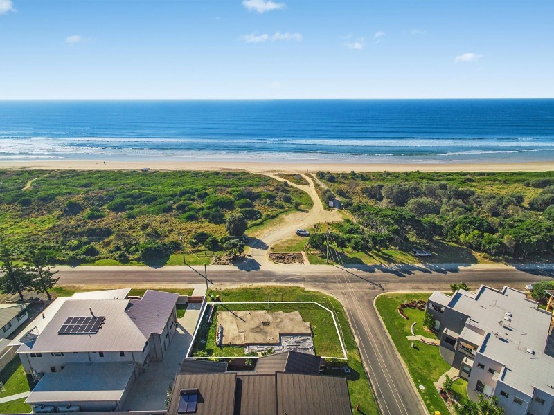 2 Pine Lane, Evans Head NSW 2473